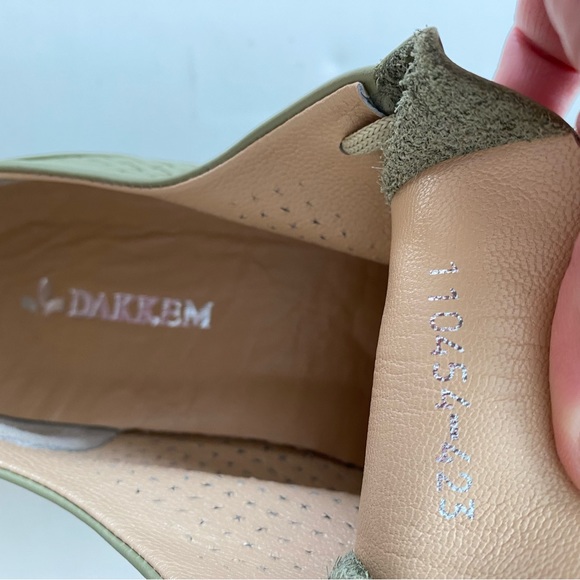 NWOB DAKKEM Women Sneakers - Picture 11 of 11